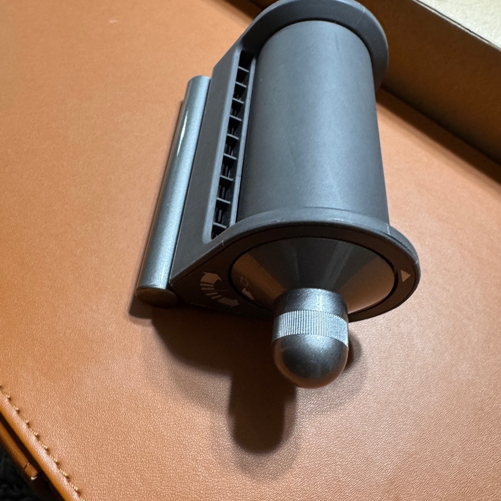 Smooth Attachment - Picture 2 of 2
